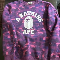 A bathing Ape Bape 