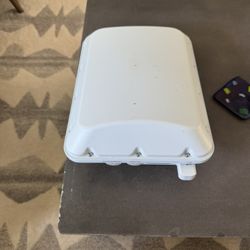 Ruckus Access Point T610