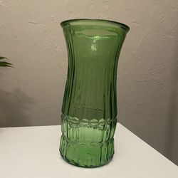 Vintage E.O. Brody Co. Emerald Green Glass Vase
