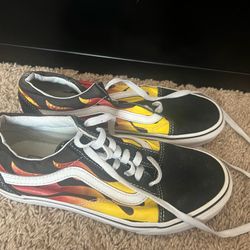 Van’s Tennis Shoes 