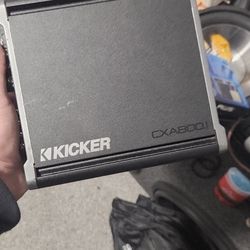 Kicker Amp