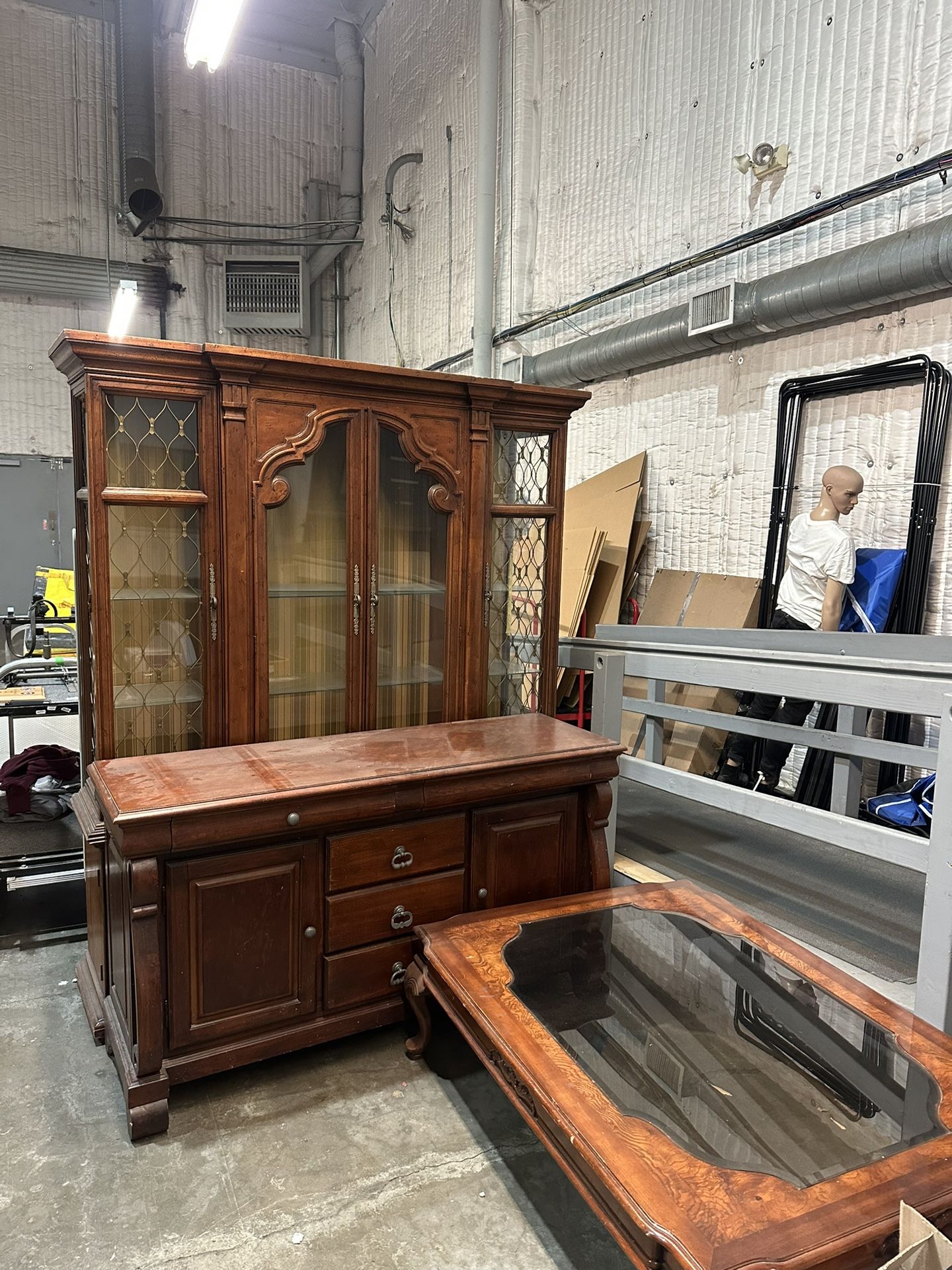 **Free ** China Cabinet And Table