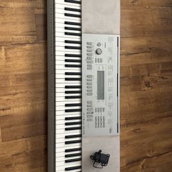 Casio WK-225 76-Key Portable Keyboard