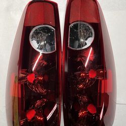 LA Zona Auto Parts 2004 to 2012 Chevy Colorado GM Canyon Red Tail Light Luces Micas Calaveras