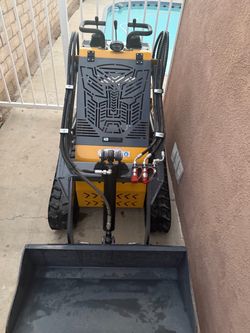 Skid steer