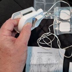 muscles electrical stimulator