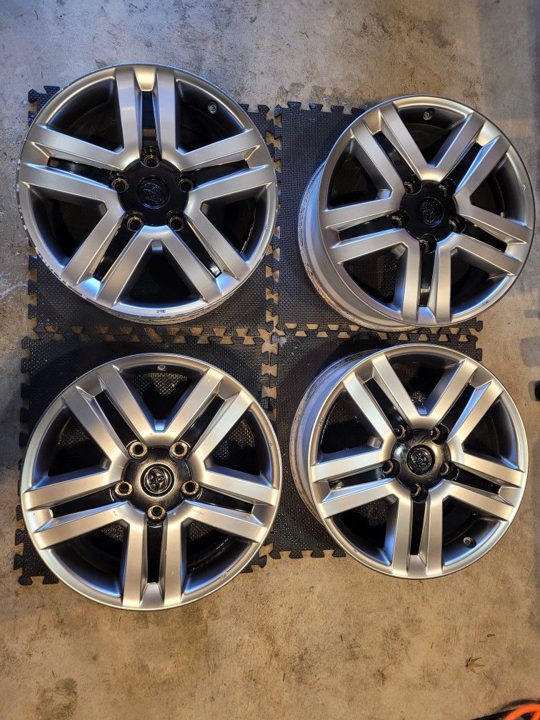 Toyota Tundra wheels --- 20" --- OEM --- 5x150