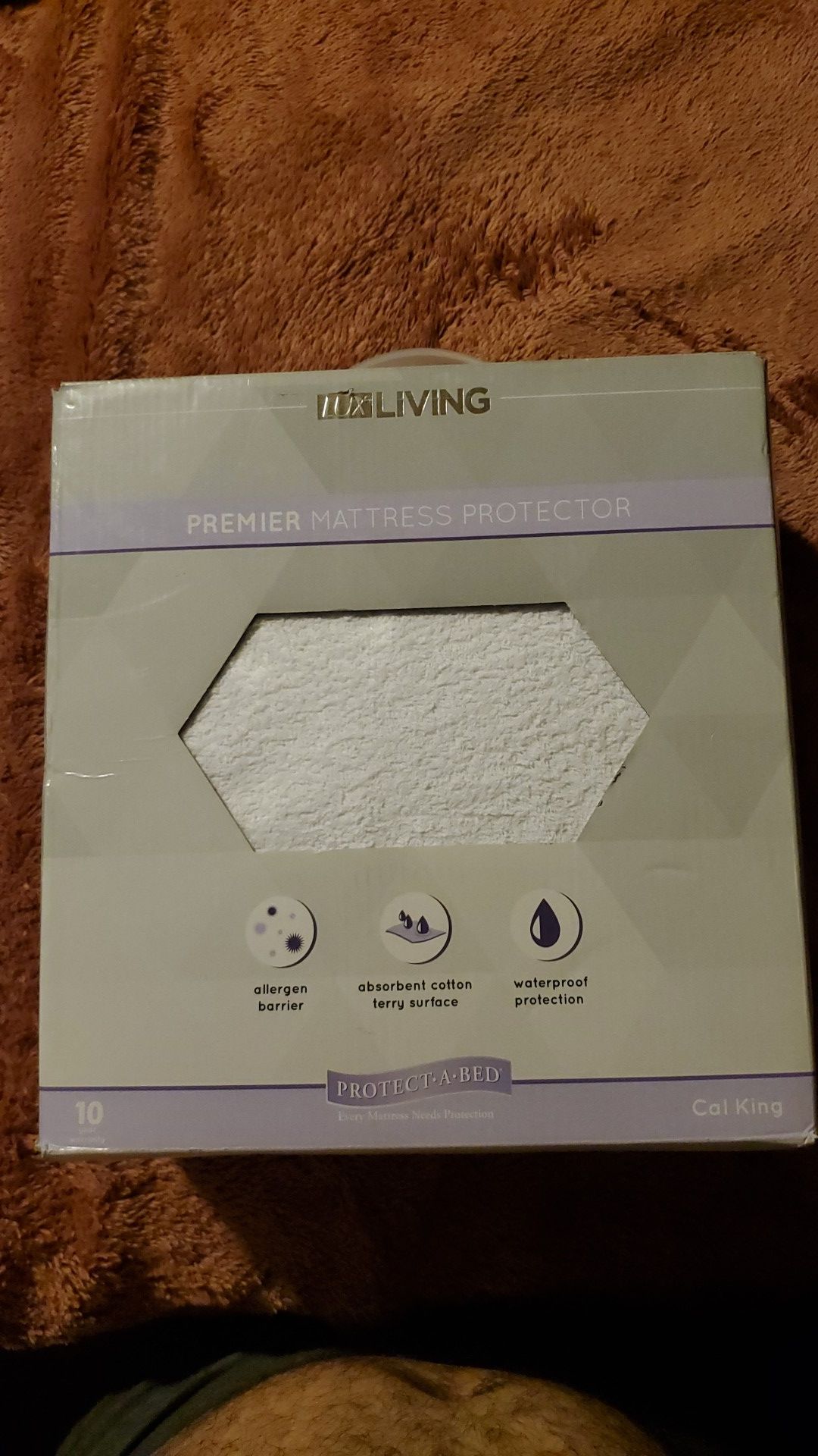 lux living mattress protector