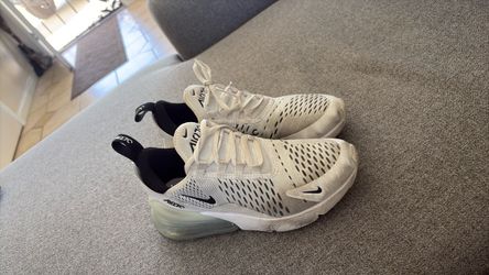 Nike 270 women’s 6