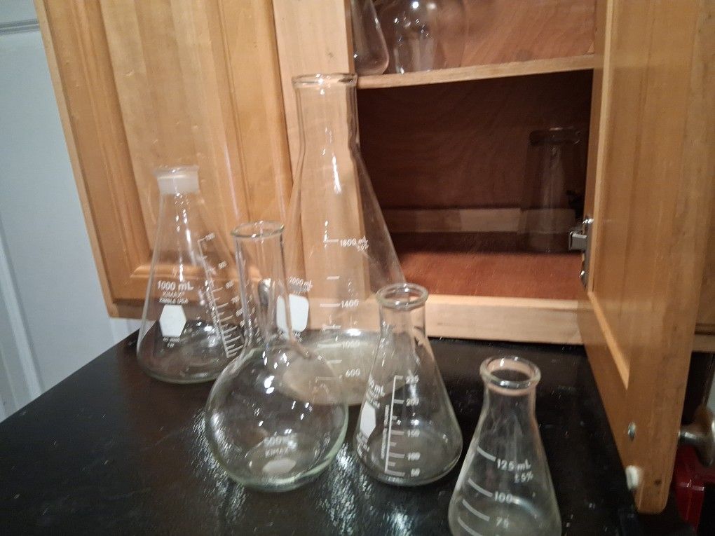 Pyrenees Beakers And Bottles All Shapes And Sizes 