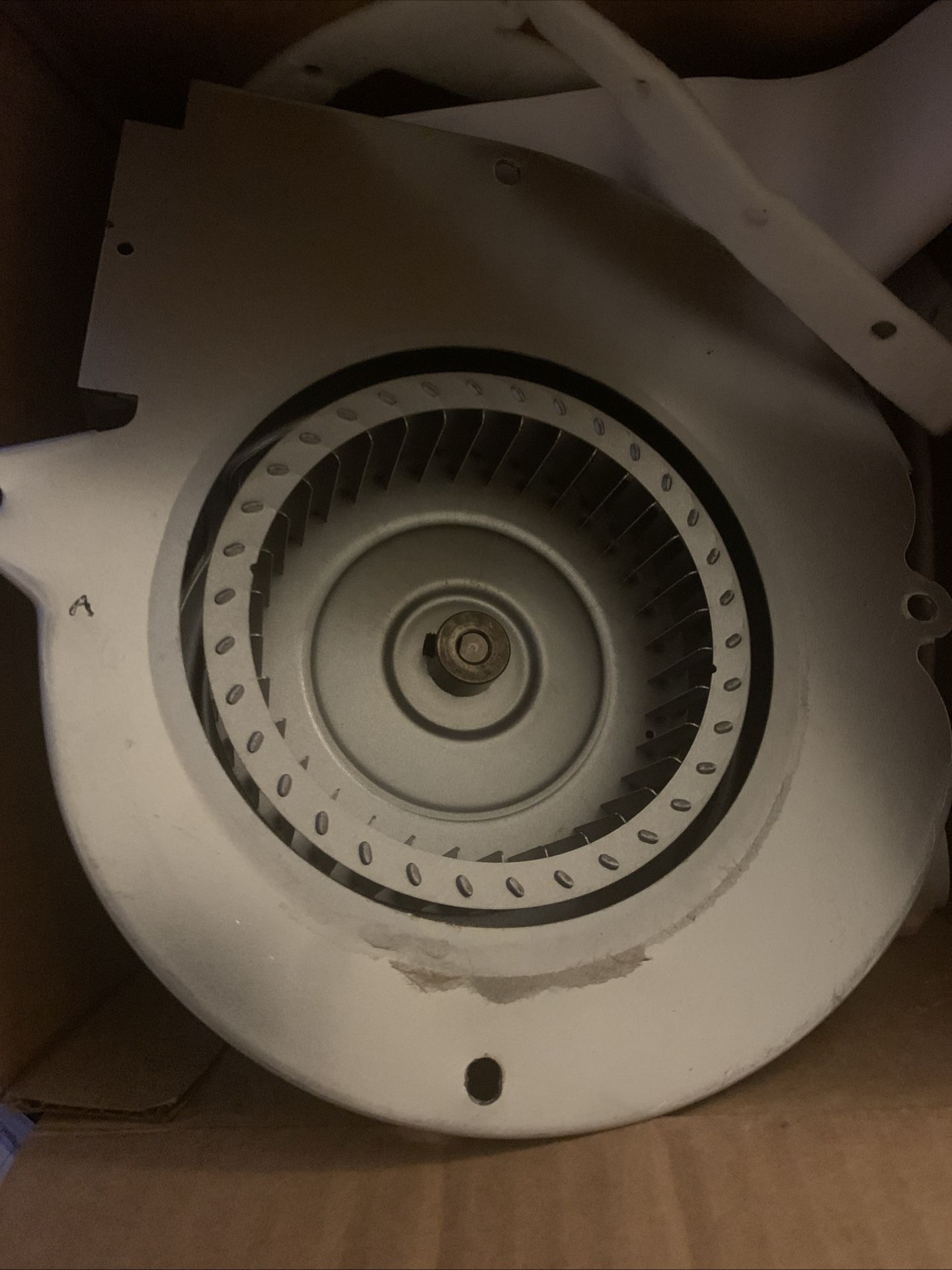 Goodman 0131M00002PSP Inducer Motor with Gasket