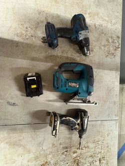 Makita Cordless Power Tool Set with Battery