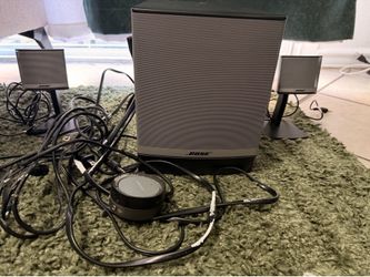 Bose Companion 3 Series II Multimedia Speaker System being sold for parts or repair.