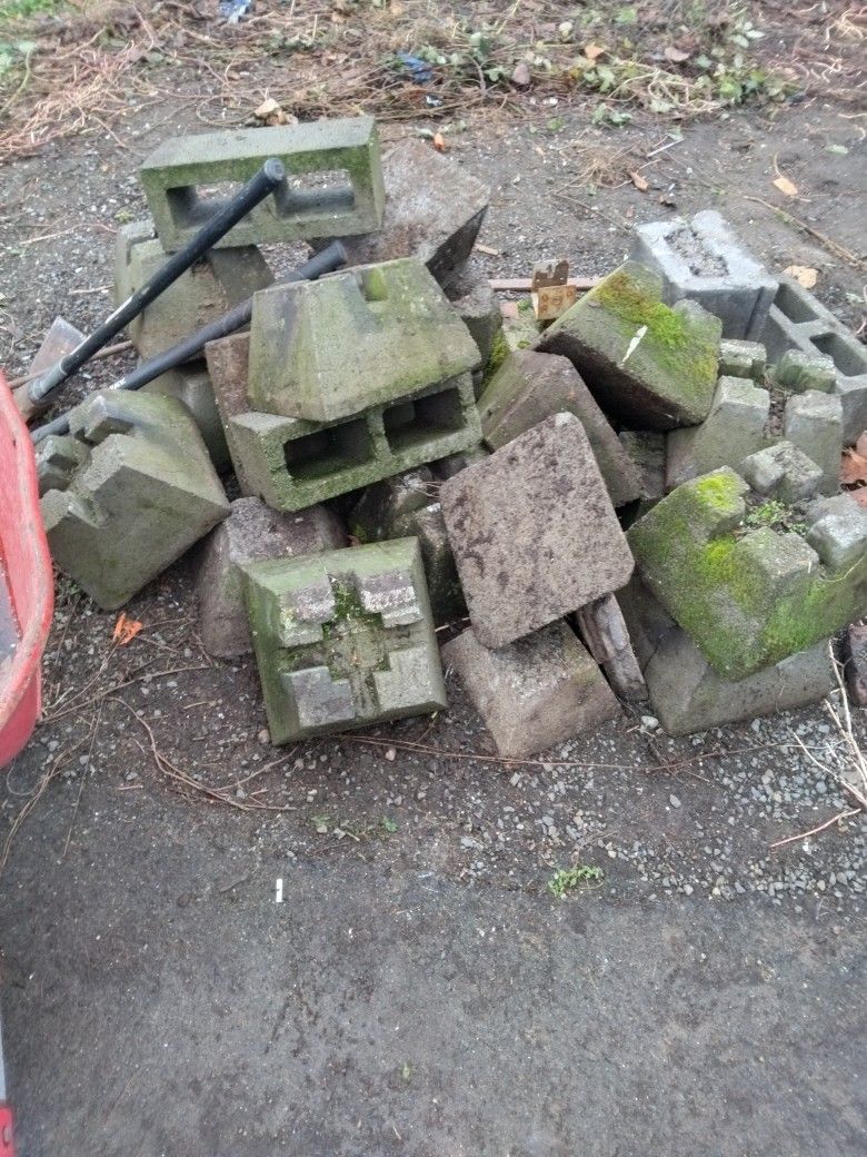 Block For Posts , Deck Posts, Free , Come Get Em