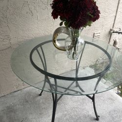 Glass Table Free
