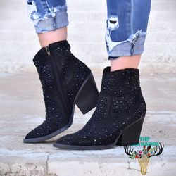 Black cowgirl booties 🖤 Women’s 