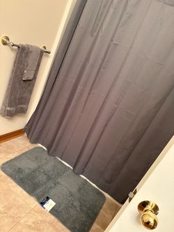 Bathroom set gray