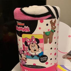 DISNEY MINNIE MOUSE SUPER SOFT!