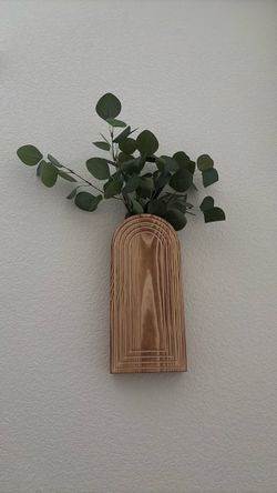 Wooden plant wall decoration
