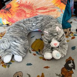 Kitty Neck Massage 💆🏻‍♀️ 