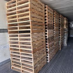 Pallets $5each Clean Dry Almost New