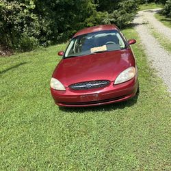 02 Ford Taurus With Low Miles