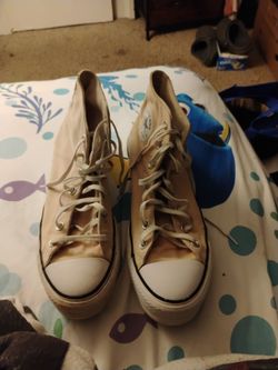 Women's light pink converse sneakers