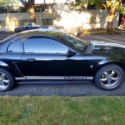 2000 Ford Mustang