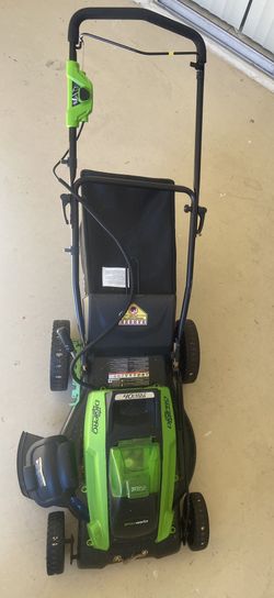 $75 Greenworks 40V 19-inch Cordless Lawn Mower