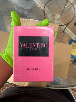 valentino donna born in roma