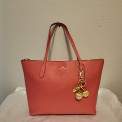 Coach tote