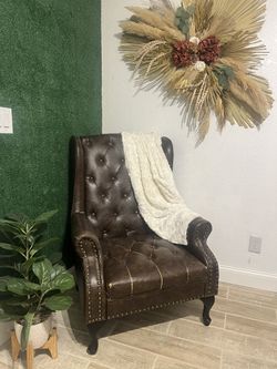 Upholstery Chair