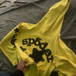 sp5der hoodie , yellow ,slightly worn