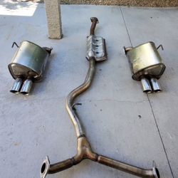 2020 Subaru STI OEM exhaust Used for only 3 days. Will come with original bolts $$450 FIRM PRICE !!! LOW BALLERS