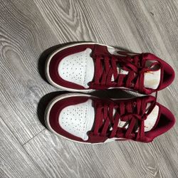 Red Low Dunks