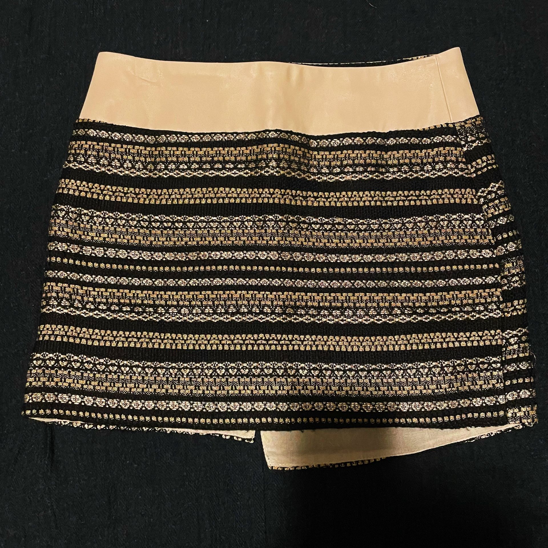 Black & Beige Mini Skirt