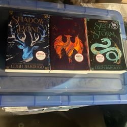 The Shadow and Bone Trilogy Set 