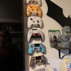 Gaming Controllers 