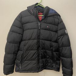 Men’s Tommy Hilfiger Puffer Jacket XL black Used 