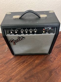 Fender Frontman 15G Guitar Amp – Great Condition – $75 OBO