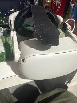 Oculus Quest 2 VR Headset