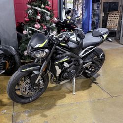 2020 Triumph Street Triple RS