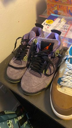 selling jordan fours