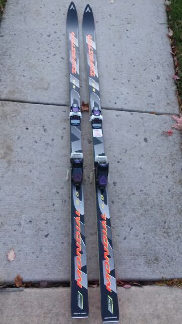 Ski's DYNASTAR 5.0 MONDIAL EXCELLENT CONDITION!!
