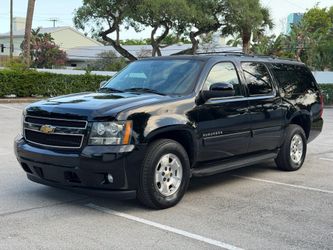 2013  CHEVROLET SUBURBAN 5.3 V8
