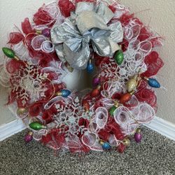 NEW - Christmas Wreath 19”