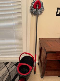 O Cedar Easy Wring Mop and Bucket System