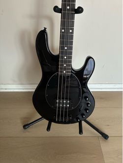 Sterling by Music Man DarkRay 4 Stingray bass guitar black.