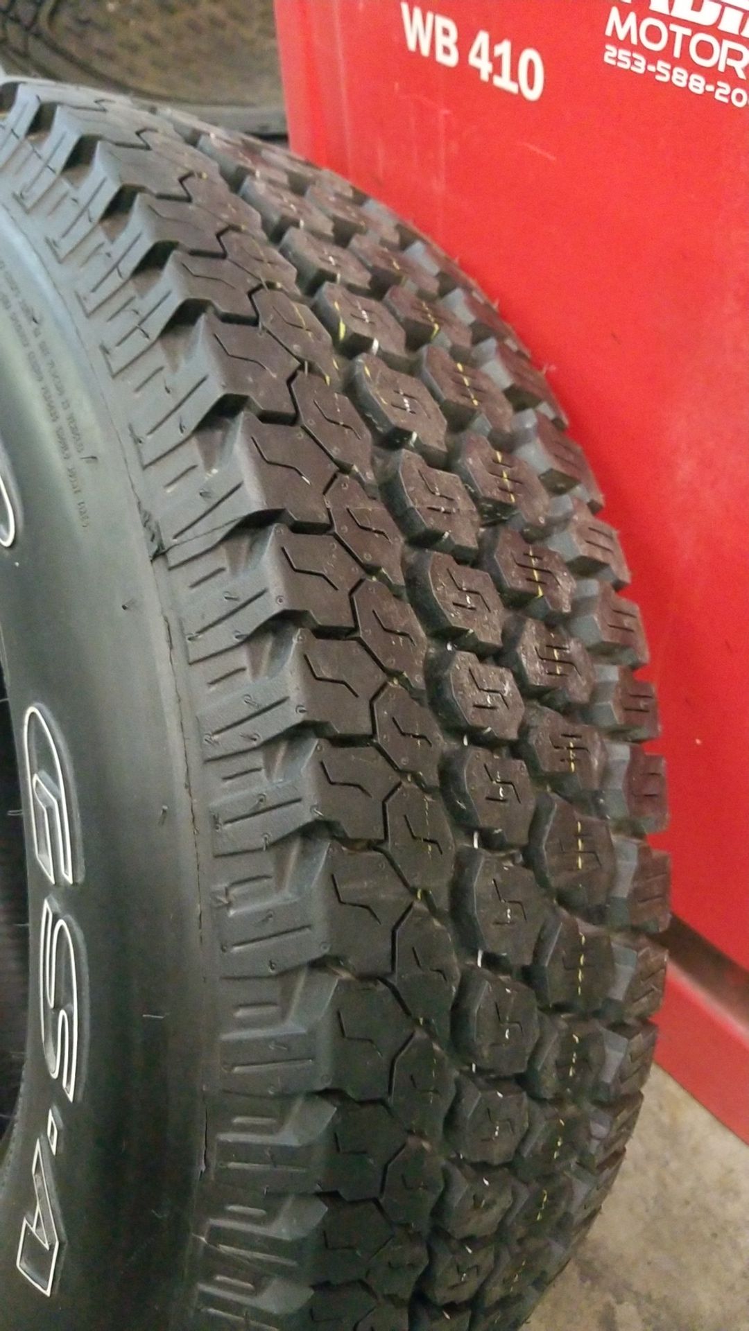 Brand new Goodyear Wrangler gs-a  for Sale in Lakewood, WA -  OfferUp