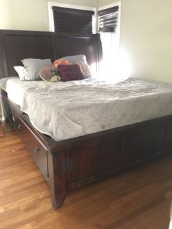 Cal King bedroom set 1 yr old from Jerome s original 1 800 for